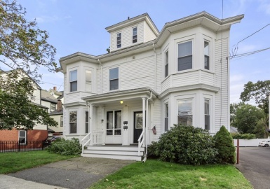 33 Cherry St, Waltham, Massachusetts 02453, 3 Bedrooms Bedrooms, 8 Rooms Rooms,1.5 BathroomsBathrooms,Residential,For Sale,33 Cherry St Condominium,Cherry St,73163726