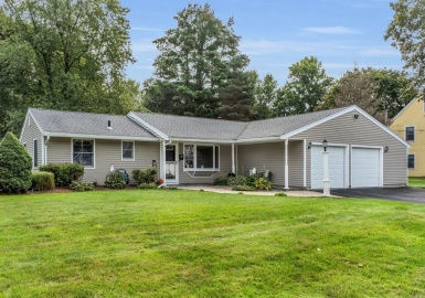 5 Colby Rd., Danvers, Massachusetts 01923, 4 Bedrooms Bedrooms, 9 Rooms Rooms,2.5 BathroomsBathrooms,Residential,For Sale,Colby Rd.,73162562