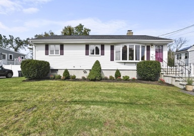 109 Copeland Street, Waltham, Massachusetts 02451, 3 Bedrooms Bedrooms, 7 Rooms Rooms,1.5 BathroomsBathrooms,Residential,For Sale,Copeland Street,73166183