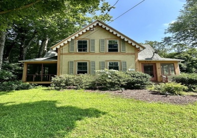 548 Main St, Wilbraham, Massachusetts 01095, 3 Bedrooms Bedrooms, 8 Rooms Rooms,2 BathroomsBathrooms,Residential,For Sale,Main St,73143304