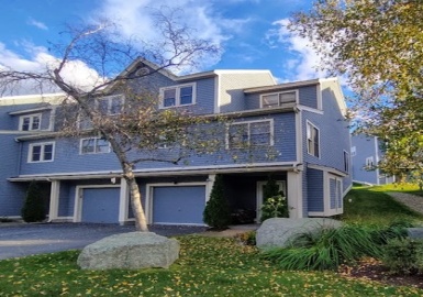 13 Oak Leaf Way, Peabody, Massachusetts 01960, 2 Bedrooms Bedrooms, 4 Rooms Rooms,1.5 BathroomsBathrooms,Residential,For Sale,Stoneybrook,Oak Leaf Way,73168395