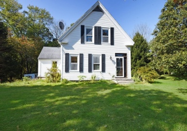 226 Elm Street, Hanson, Massachusetts 02341, 3 Bedrooms Bedrooms, 8 Rooms Rooms,3 BathroomsBathrooms,Residential,For Sale,Elm Street,73167256
