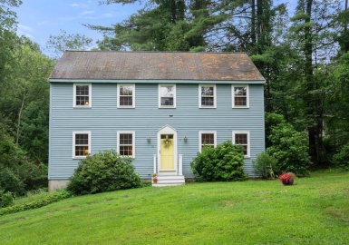 11 Hunt Road, Sudbury, Massachusetts 01776, 4 Bedrooms Bedrooms, 9 Rooms Rooms,2.5 BathroomsBathrooms,Residential,For Sale,Hunt Road,73146068