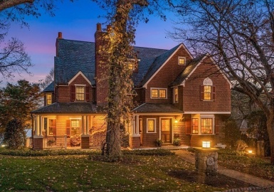 8 Niles Lane, Winchester, Massachusetts 01890, 8 Bedrooms Bedrooms, 21 Rooms Rooms,7.5 BathroomsBathrooms,Residential,For Sale,Niles Lane,73083677