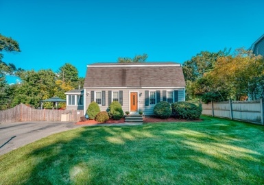 147 Carver St, Tewksbury, Massachusetts 01876, 3 Bedrooms Bedrooms, 7 Rooms Rooms,2 BathroomsBathrooms,Residential,For Sale,Carver St,73156948