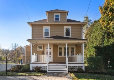 344 Broadway, Haverhill, Massachusetts 01832, 3 Bedrooms Bedrooms, 6 Rooms Rooms,2 BathroomsBathrooms,Residential,For Sale,Broadway,73176716