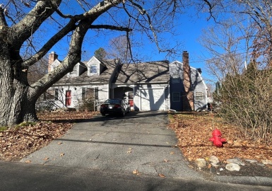 74 Summer St, Northborough, Massachusetts 01532, 2 Bedrooms Bedrooms, 7 Rooms Rooms,1.5 BathroomsBathrooms,Residential,For Sale,Summer St,73185528