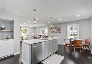 14 Ruggles St, Westborough, Massachusetts 01581, 4 Bedrooms Bedrooms, 6 Rooms Rooms,2 BathroomsBathrooms,Residential,For Sale,Ruggles St,73144513