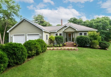 44 Green Rd, North Brookfield, Massachusetts 01535, 5 Bedrooms Bedrooms, 15 Rooms Rooms,3 BathroomsBathrooms,Residential,For Sale,Green Rd,73158441