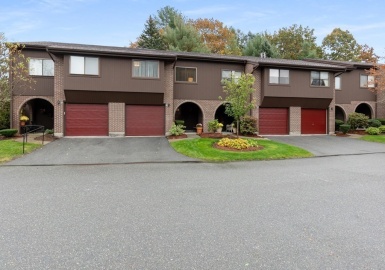 45 Hawthorne Circle, Peabody, Massachusetts 01960, 2 Bedrooms Bedrooms, 6 Rooms Rooms,1.5 BathroomsBathrooms,Residential,For Sale,The Arboretum,Hawthorne Circle,73175786