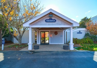 94 Shore Drive W, Mashpee, Massachusetts 02649, 1 Bedroom Bedrooms, 3 Rooms Rooms,1 BathroomBathrooms,Residential,For Sale,Tidwatch,Shore Drive W,73182319