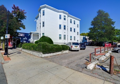 422 Hancock St, Quincy, Massachusetts 02171, 1 Bedroom Bedrooms, 3 Rooms Rooms,1 BathroomBathrooms,Residential,For Sale,Hancock St,73171553