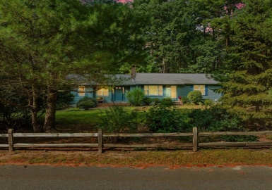 195 Sand Hill Rd, Groton, Massachusetts 01450, 3 Bedrooms Bedrooms, 9 Rooms Rooms,1.5 BathroomsBathrooms,Residential,For Sale,Sand Hill Rd,73166333