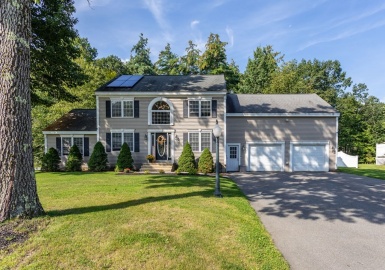 66 Kyle Rd, Fitchburg, Massachusetts 01420, 3 Bedrooms Bedrooms, 7 Rooms Rooms,2.5 BathroomsBathrooms,Residential,For Sale,Kyle Rd,73157158