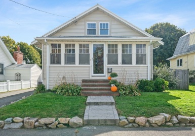 23 Leonard Road, Weymouth, Massachusetts 02191, 4 Bedrooms Bedrooms, 11 Rooms Rooms,2.5 BathroomsBathrooms,Residential,For Sale,Leonard Road,73171868