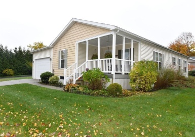 4 Rebecca Road, Rockland, Massachusetts 02370, 2 Bedrooms Bedrooms, 5 Rooms Rooms,2 BathroomsBathrooms,Residential,For Sale,Rebecca Road,73176160