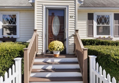 64 Lamoille Ave, Haverhill, Massachusetts 01835, 3 Bedrooms Bedrooms, 7 Rooms Rooms,1 BathroomBathrooms,Residential,For Sale,Lamoille Ave,73168818
