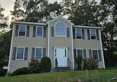72 Kilby St, Dracut, Massachusetts 01826, 3 Bedrooms Bedrooms, 6 Rooms Rooms,2.5 BathroomsBathrooms,Residential,For Sale,Kilby St,73182327