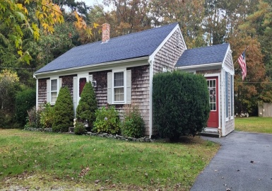 34 Newtown Road, Barnstable, Massachusetts 02632, 2 Bedrooms Bedrooms, 4 Rooms Rooms,1 BathroomBathrooms,Residential,For Sale,Newtown Road,73176711