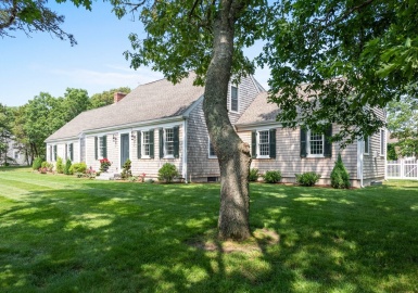 15 Deer Run, Harwich, Massachusetts 02645, 3 Bedrooms Bedrooms, 7 Rooms Rooms,3 BathroomsBathrooms,Residential,For Sale,Deer Run,73154303