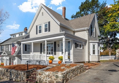 42 Atkins Avenue, Lynn, Massachusetts 01904, 3 Bedrooms Bedrooms, 6 Rooms Rooms,1.5 BathroomsBathrooms,Residential,For Sale,Atkins Avenue,73174867