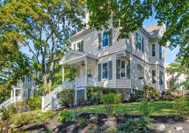 3 Crescent Hill Avenue, Arlington, Massachusetts 02474, 4 Bedrooms Bedrooms, 8 Rooms Rooms,1.5 BathroomsBathrooms,Residential,For Sale,Crescent Hill Avenue,73174378