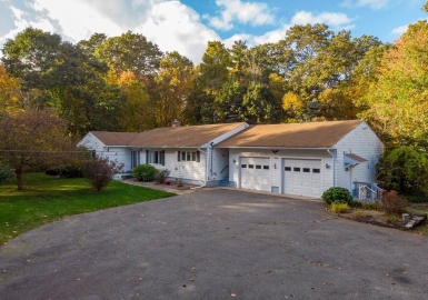 206 Brimfield Rd, Monson, Massachusetts 01057, 3 Bedrooms Bedrooms, 5 Rooms Rooms,2 BathroomsBathrooms,Residential,For Sale,Brimfield Rd,73172674