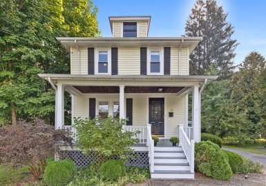 78 Kendall Lane, Natick, Massachusetts 01760, 3 Bedrooms Bedrooms, 6 Rooms Rooms,1.5 BathroomsBathrooms,Residential,For Sale,Kendall Lane,73156852