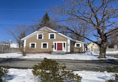 16 Center St, Townsend, Massachusetts 01469, 3 Bedrooms Bedrooms, 6 Rooms Rooms,2 BathroomsBathrooms,Residential,For Sale,Center St,73093760