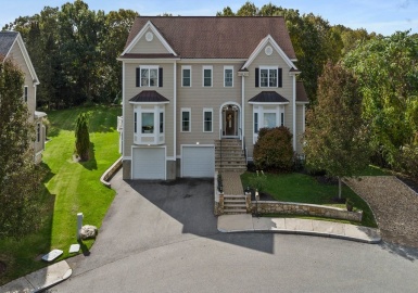 5 Robertson Way, Woburn, Massachusetts 01801, 5 Bedrooms Bedrooms, 9 Rooms Rooms,6 BathroomsBathrooms,Residential,For Sale,Robertson Way,73173706