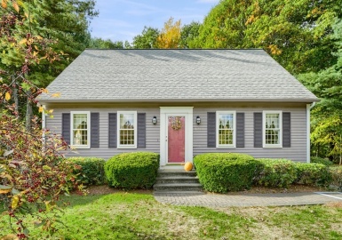 128 Greenwood Parkway, Holden, Massachusetts 01520, 3 Bedrooms Bedrooms, 7 Rooms Rooms,2 BathroomsBathrooms,Residential,For Sale,Greenwood Parkway,73171096