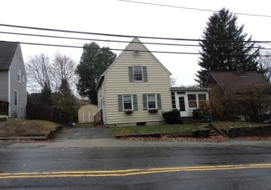 131 Ararat, Worcester, Massachusetts 01606, 3 Bedrooms Bedrooms, 5 Rooms Rooms,1 BathroomBathrooms,Residential,For Sale,Ararat,73182494