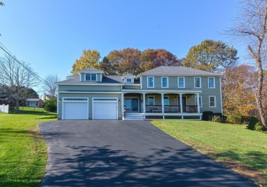 89 Mcclellan Rd, Sutton, Massachusetts 01590, 4 Bedrooms Bedrooms, 8 Rooms Rooms,2.5 BathroomsBathrooms,Residential,For Sale,Mcclellan Rd,73179033