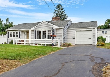 358 Pleasant Street, Paxton, Massachusetts 01612, 2 Bedrooms Bedrooms, 5 Rooms Rooms,2 BathroomsBathrooms,Residential,For Sale,Pleasant Street,73152024