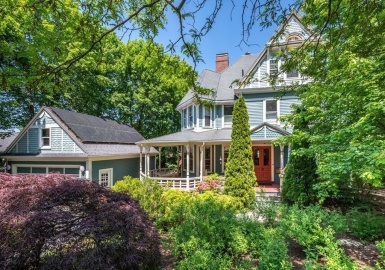 102 Herrick Rd, Newton, Massachusetts 02459, 5 Bedrooms Bedrooms, 11 Rooms Rooms,3.5 BathroomsBathrooms,Residential,For Sale,Herrick Rd,73171740