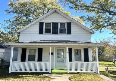 12 Paine St, Bellingham, Massachusetts 02019, 2 Bedrooms Bedrooms, 5 Rooms Rooms,1 BathroomBathrooms,Residential,For Sale,Paine St,73174559