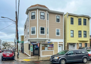 22 Shelby St, Boston, Massachusetts 02128, 3 Bedrooms Bedrooms, 7 Rooms Rooms,2 BathroomsBathrooms,Residential Lease,For Rent,Shelby St,73239045