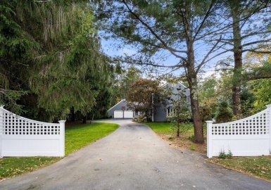 173 Gay Street, Westwood, Massachusetts 02090, 4 Bedrooms Bedrooms, 9 Rooms Rooms,4 BathroomsBathrooms,Residential,For Sale,Gay Street,73171735