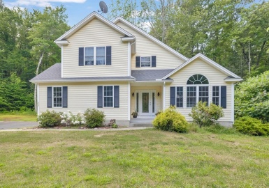 220 General Knox Rd, Russell, Massachusetts 01071, 3 Bedrooms Bedrooms, 11 Rooms Rooms,2.5 BathroomsBathrooms,Residential,For Sale,General Knox Rd,73147767