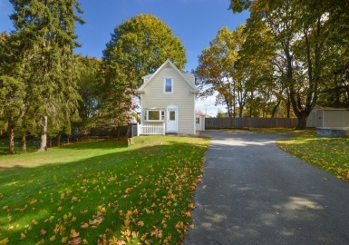 8 Talbot Ave, Taunton, Massachusetts 02780, 3 Bedrooms Bedrooms, 7 Rooms Rooms,1 BathroomBathrooms,Residential,For Sale,Talbot Ave,73175430