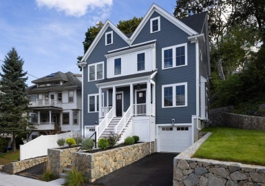 18 Breck Ave, Boston, Massachusetts 02135, 4 Bedrooms Bedrooms, 7 Rooms Rooms,2.5 BathroomsBathrooms,Residential,For Sale,Breck Ave,73169066