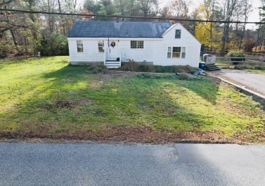 577 Union Street, East Bridgewater, Massachusetts 02333, 3 Bedrooms Bedrooms, 6 Rooms Rooms,1 BathroomBathrooms,Residential,For Sale,Union Street,73182974