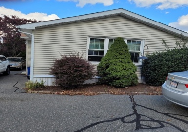 161 Newbury Street, Peabody, Massachusetts 01960, 4 Bedrooms Bedrooms, 6 Rooms Rooms,1 BathroomBathrooms,Residential,For Sale,Newbury Street,73172246