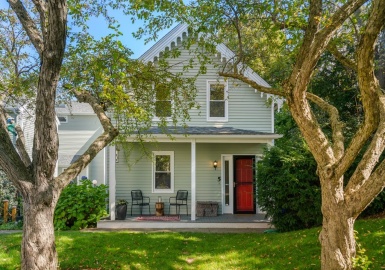 139 Cushing Street, Cambridge, Massachusetts 02138, 2 Bedrooms Bedrooms, 6 Rooms Rooms,2 BathroomsBathrooms,Residential,For Sale,Cushing Street,73171641
