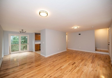 32 Rodney Street, Worcester, Massachusetts 01605, 4 Bedrooms Bedrooms, 8 Rooms Rooms,2.5 BathroomsBathrooms,Residential,For Sale,Rodney Street,73172270
