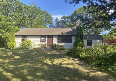 29 Debbie Ln, Dennis, Massachusetts 02660, 2 Bedrooms Bedrooms, 5 Rooms Rooms,1.5 BathroomsBathrooms,Residential,For Sale,Debbie Ln,73131141