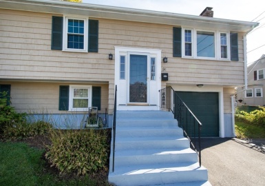 51 Hobart St., Braintree, Massachusetts 02184, 3 Bedrooms Bedrooms, 8 Rooms Rooms,2 BathroomsBathrooms,Residential,For Sale,Hobart St.,73174565