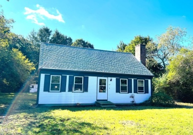 14 Holly Farm Dr, Mashpee, Massachusetts 02649, 3 Bedrooms Bedrooms, 6 Rooms Rooms,2 BathroomsBathrooms,Residential,For Sale,Holly Farm Dr,73163693