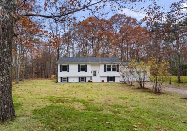 220 Ward Hill Rd, Phillipston, Massachusetts 01331, 3 Bedrooms Bedrooms, 5 Rooms Rooms,1 BathroomBathrooms,Residential,For Sale,Ward Hill Rd,73178406