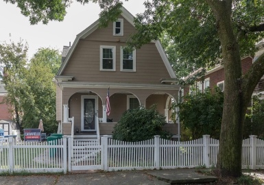 12 Marion St, Medford, Massachusetts 02155, 3 Bedrooms Bedrooms, 7 Rooms Rooms,2 BathroomsBathrooms,Residential,For Sale,Marion St,73161461